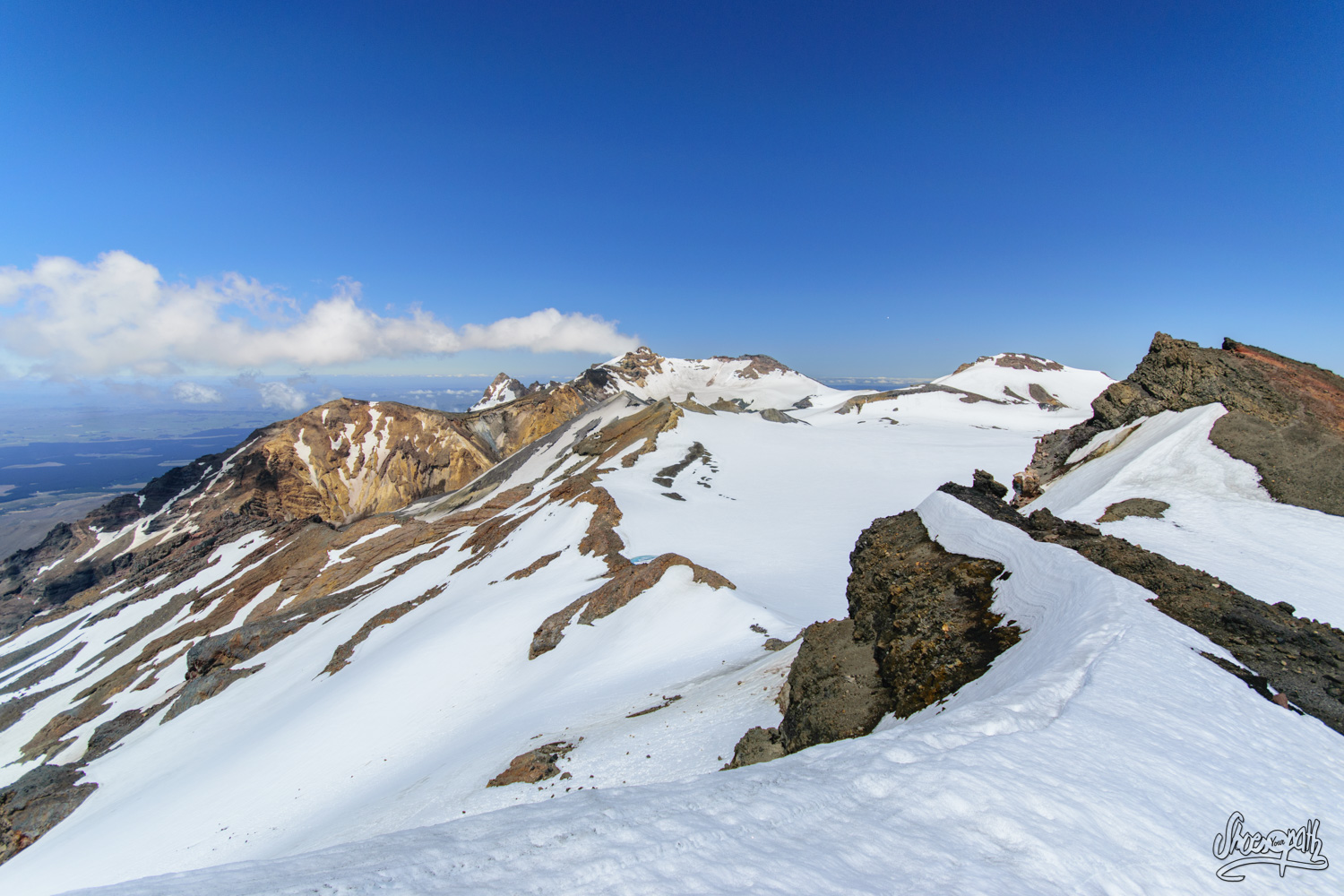 Le sommet et le plateau du Mont Ruapehu, vus depuis Te Heuheu Peak, 2755m