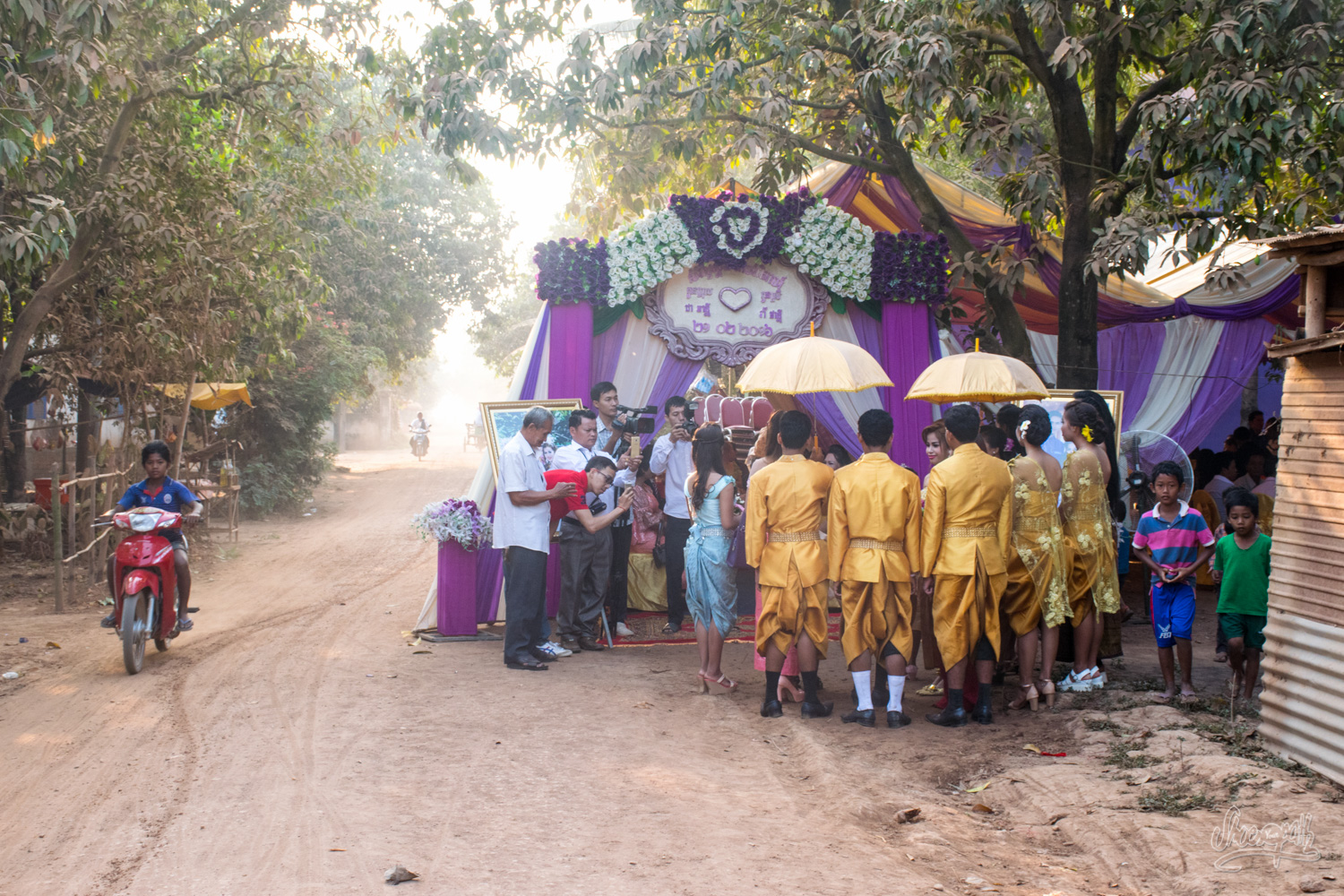 One of the Khmer weddings we've seen on the road in Cambodia