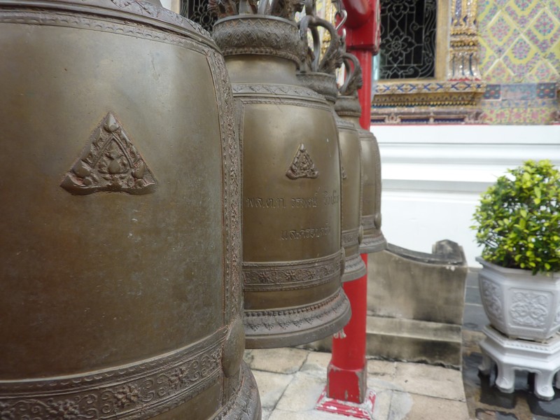 Des Cloches En Bas De Wat Arun