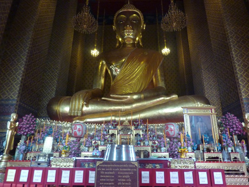 Le Buddha Collosal Du Wat Kanlayanamit