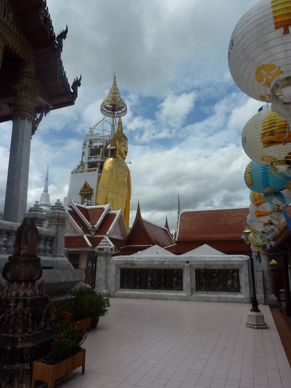 Wat Intharavihan