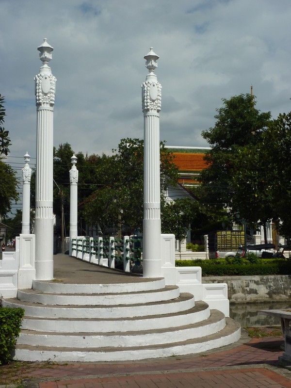Le Pont Pour Traverser Le Khlong