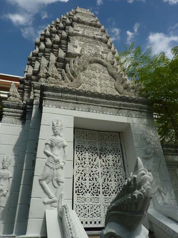 L'extérieur Du Wat Ratchabophit