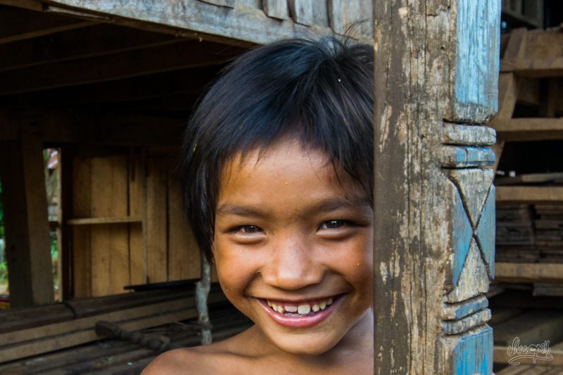 Enfants, Rires Et Sieste : La Douceur De Vivre Du Laos