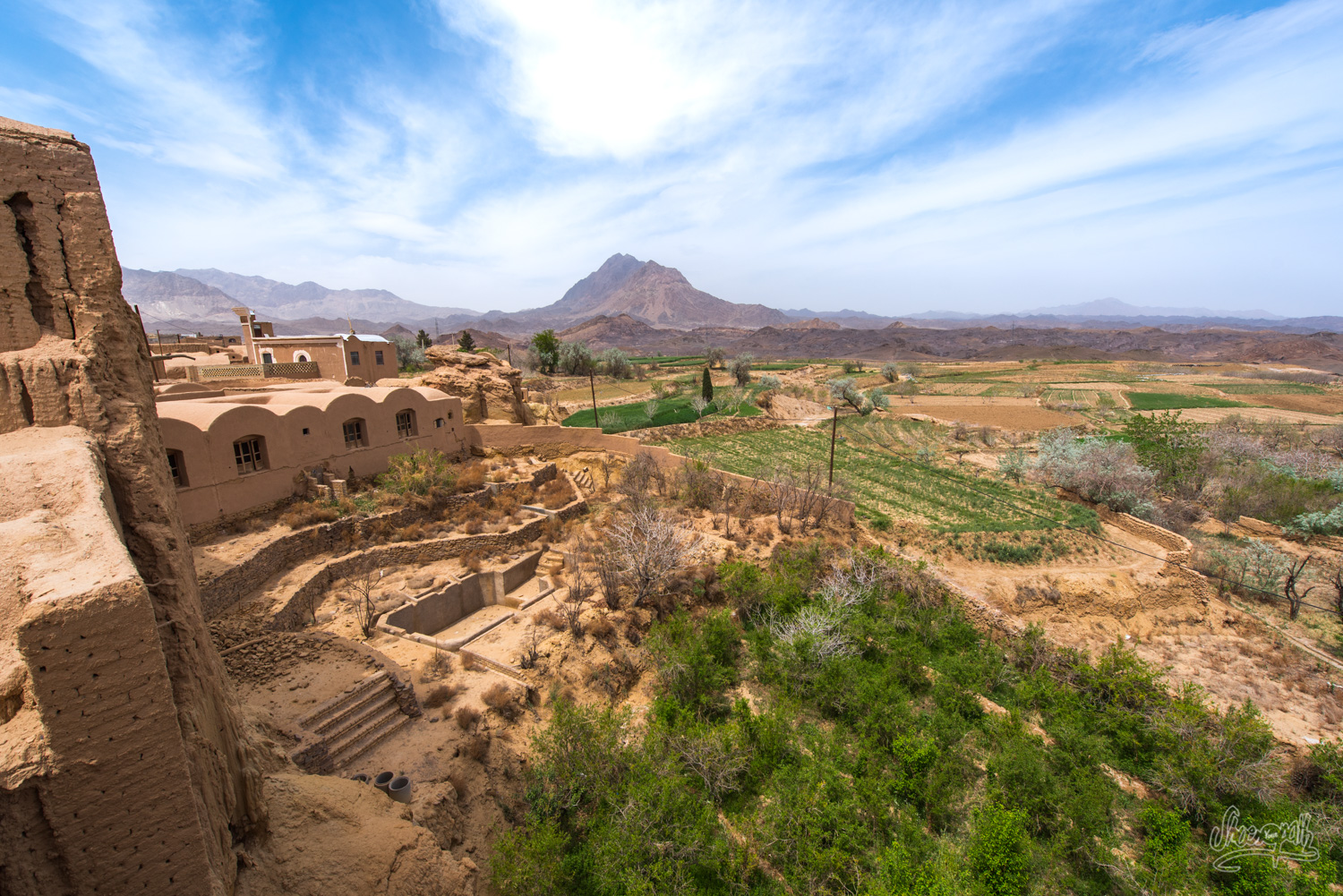 Kharanaq : abandonned historical village
