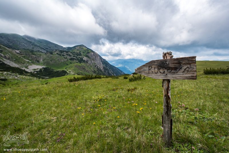 Avant De Descendre Vers La Vallée De Rugova - Peaks Of The Balkans