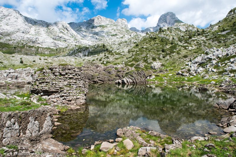 Le Lac Pejës - Peaks Of The Balkans